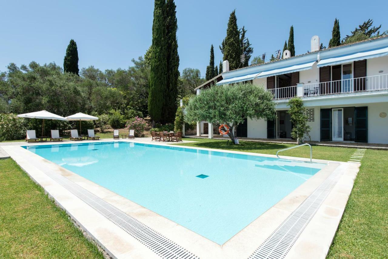 Villa Aquila Perama  Buitenkant foto