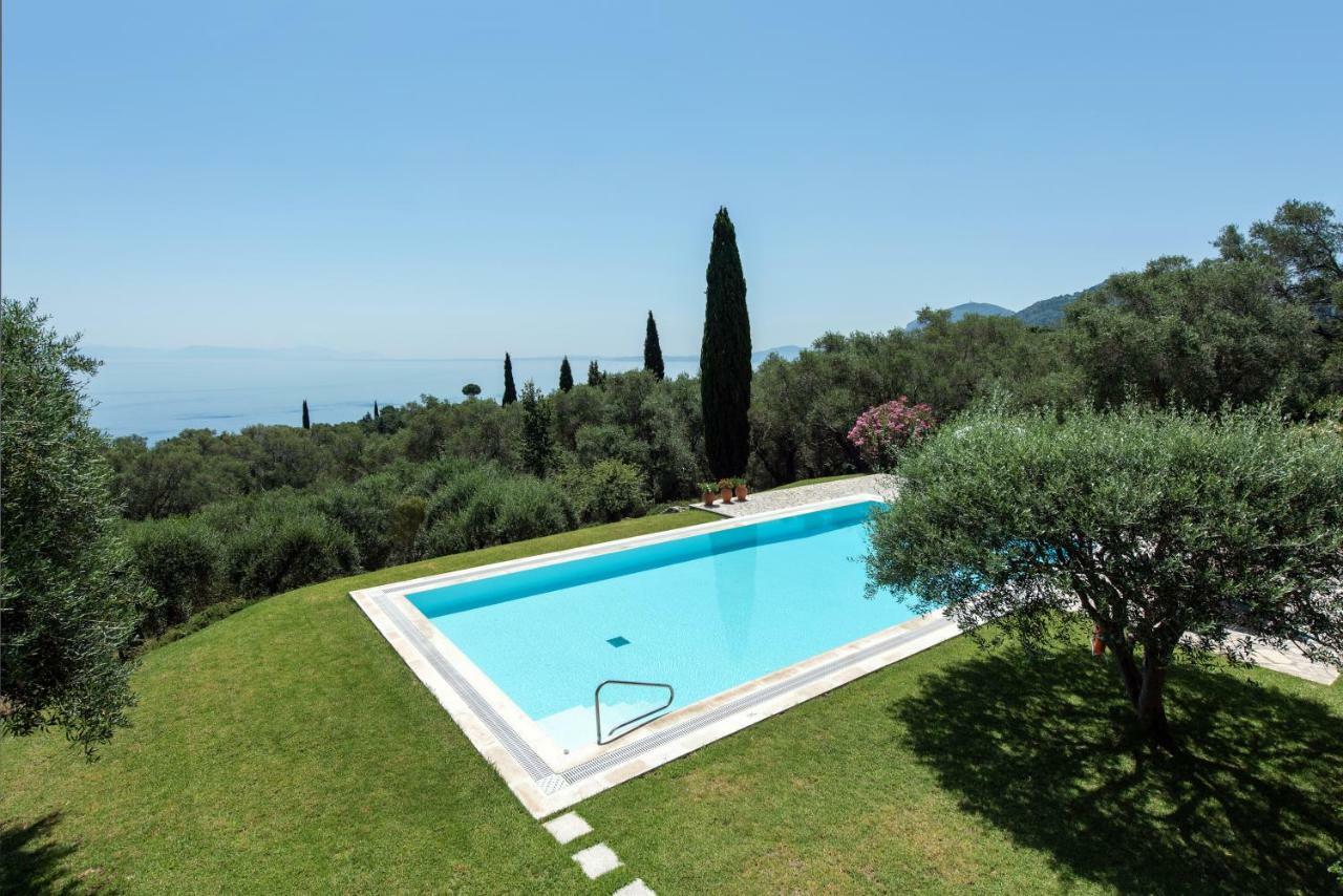 Villa Aquila Perama  Buitenkant foto